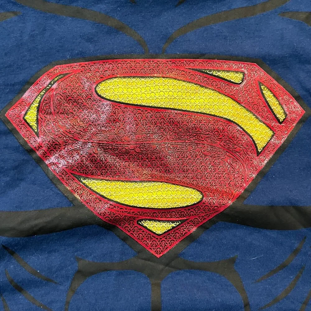 Superman Boy’s 2XL Muscle t-shirt with cape
